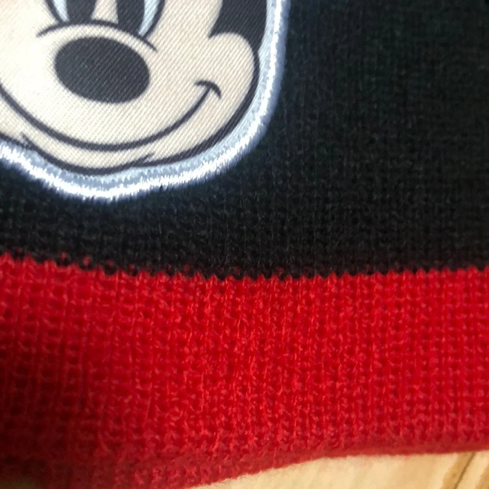Minnie‎ Mouse Black Red Pom Pom Hat Glove Set NWT